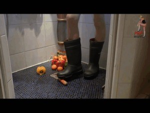 Fruit And Vegetables Under Christins Dunlop Wellies